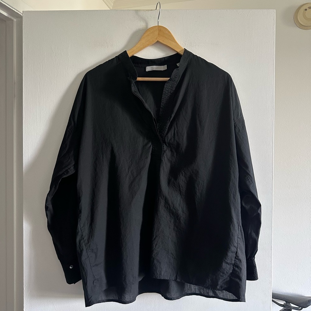 Vince Black Designer Cotton Trapunto Stitch Pullover Blouse size Small EUC - Picture 3 of 9